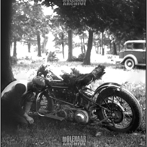 Vintage Molenaar Harley-Davidson Photo – Bobbed 1937 Knucklehead w/ Furry Seat