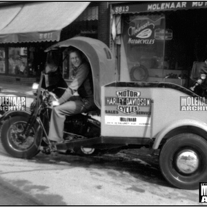 Vintage Molenaar Harley-Davidson Photo – Harry and his Gouldcar 1940’s