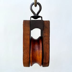 Antique Wooden Block Single Sheave Barn Pulley (068)